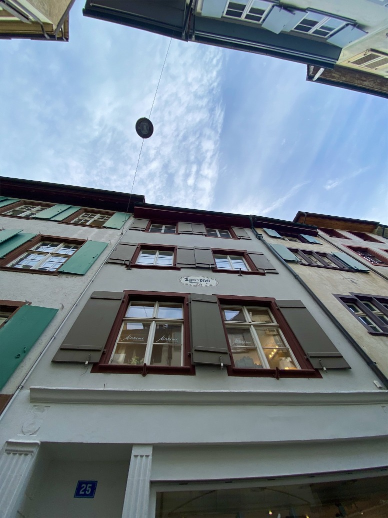 https://backend.markt.unibas.ch/storage/v1/object/public/posts/6f683593-bdef-4fad-8e8d-48fa045acaa1/42acd90d-aea4-4ea8-9f58-fecc22814696.jpg