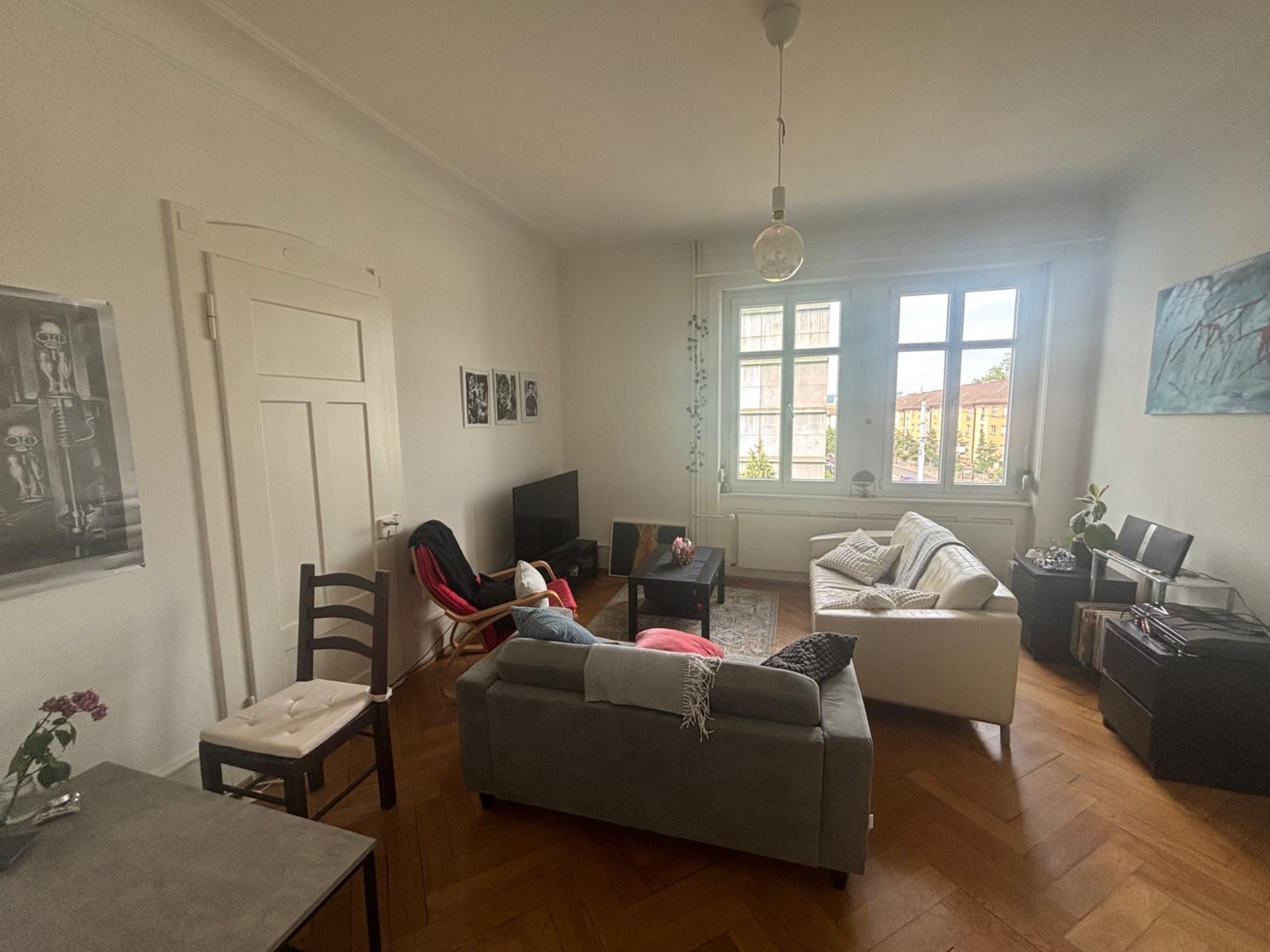https://backend.markt.unibas.ch/storage/v1/object/public/posts/eda494b7-c98f-4179-9570-01967e4752e1/59224b2a-c5f6-47d1-afbb-aff96ea170dc.jpeg